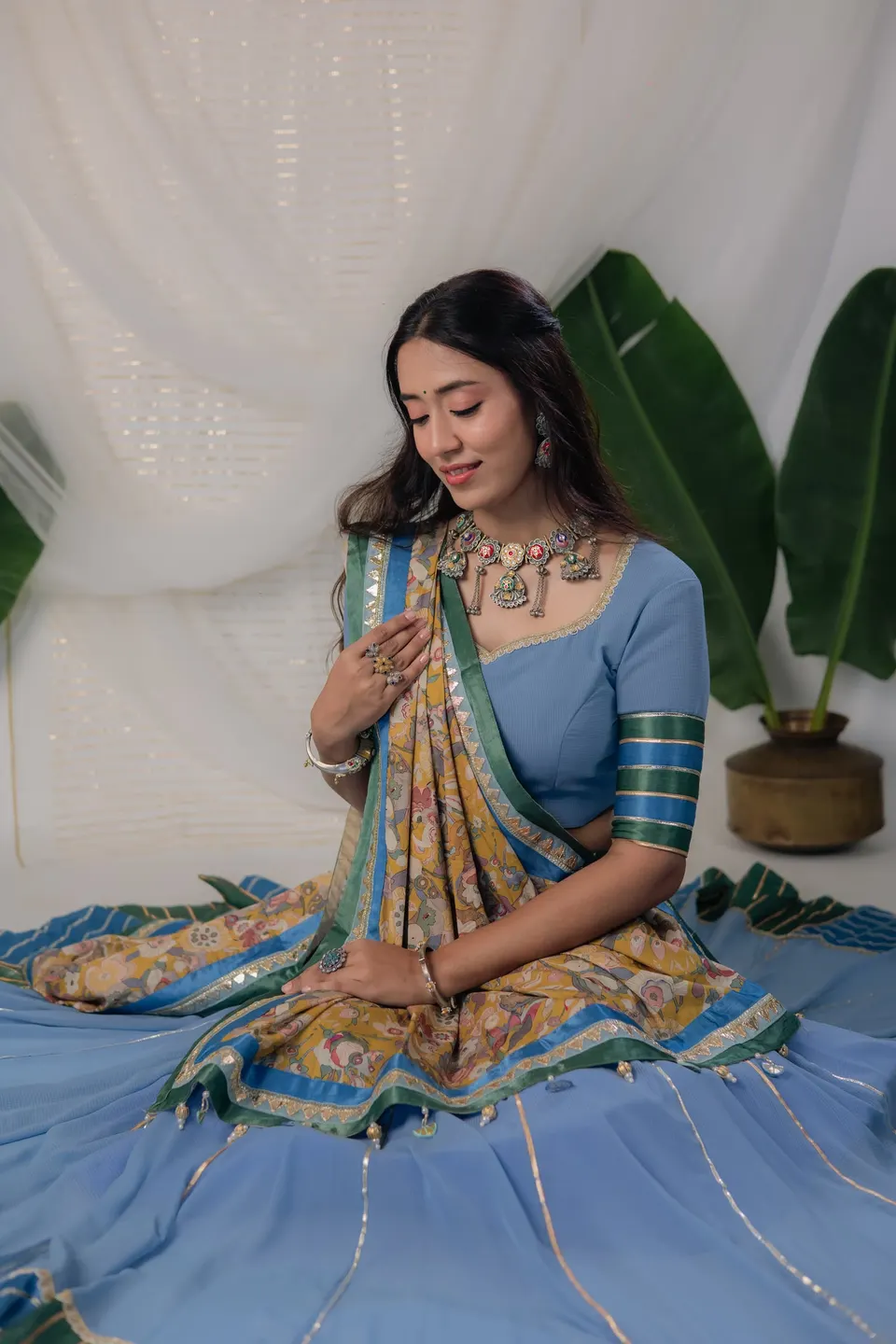 Rangriti by Nirali Amin — navratri chaniya cholis and men’s kurtas, photograph 15